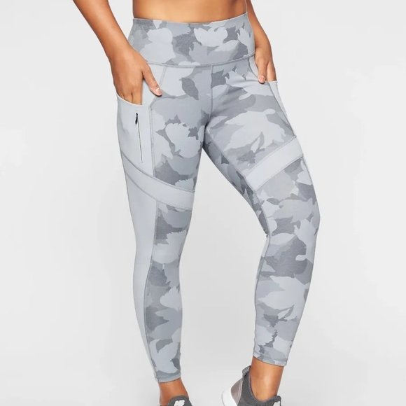 Athleta Pants - Athleta Camo 7/8 Tight in Cobblestone